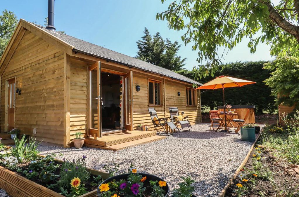 Crediton House | Nelli Lodge at Mile End