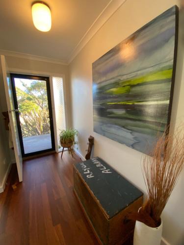 Mira Mar House | Nelson Cottage - relaxed retro, modern and original