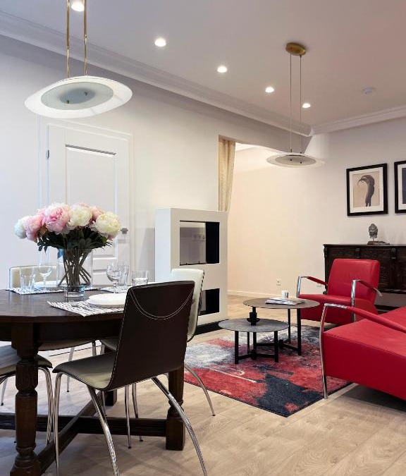 Business District Apartment | NERIS Apartments