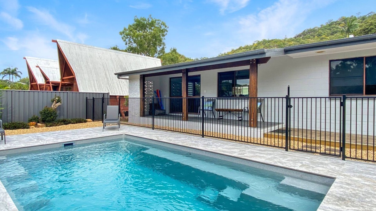 Nelly Bay House | Nerita Nook - open spaces with serene mountain and rural views in a peaceful neighborhood