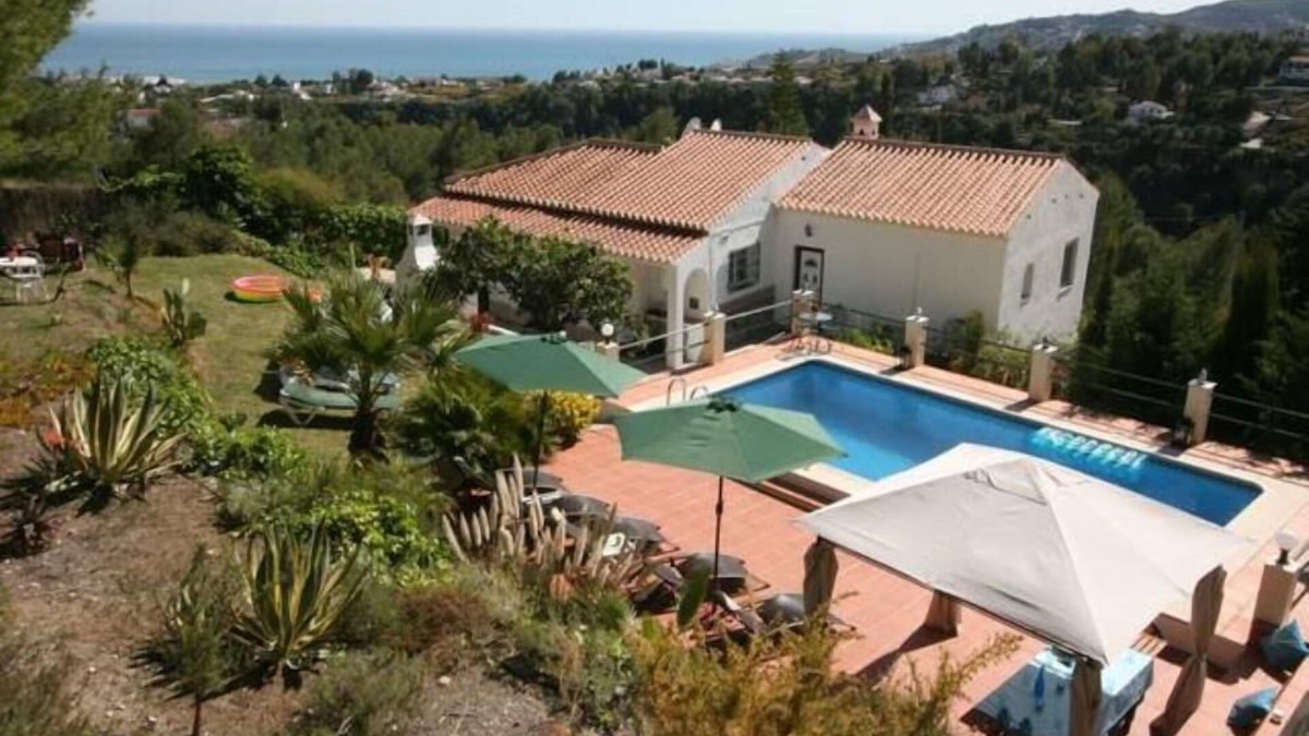 Frigiliana Villa | Nerja: Beautiful villa with private pool, garden and stunning views