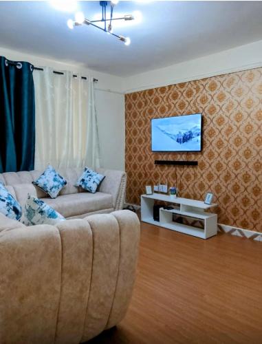 Kisumu Apartment | Nest by BonaY, 1-Bedroom Apartment with Balcony & WIFI in Kisumu-Tom Mboya