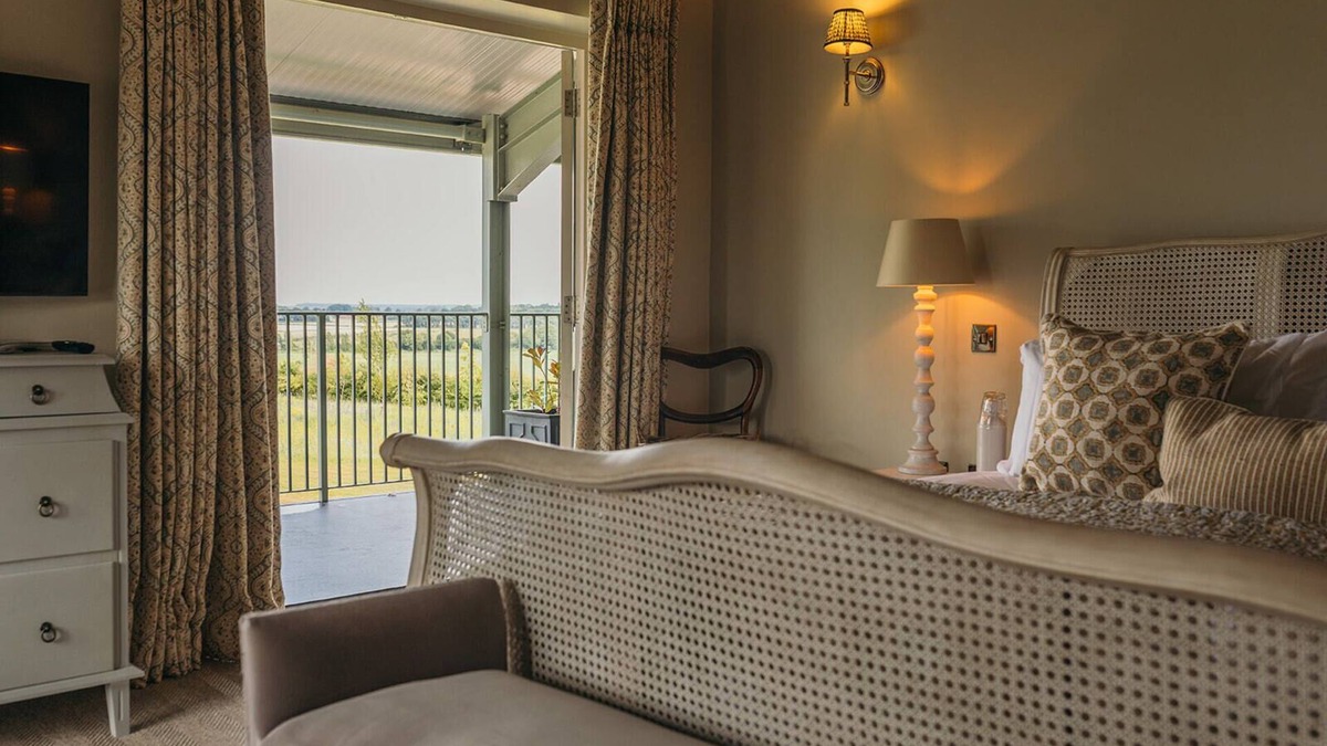 Ringstead Hotel | Nest Farmhouse