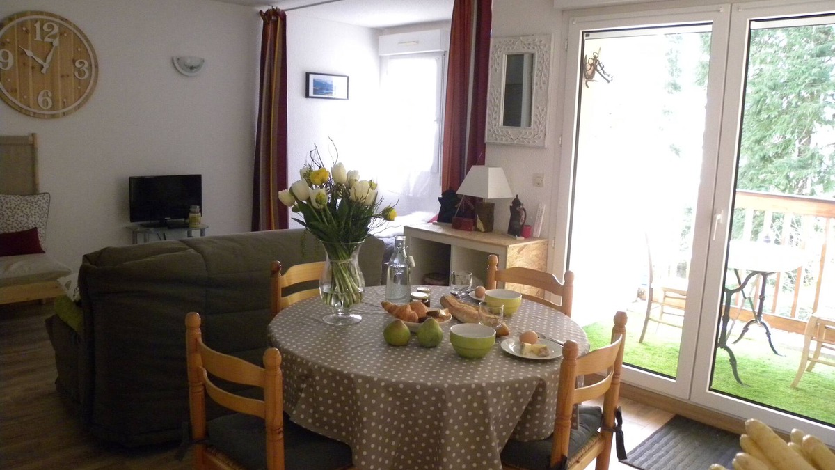 Aulus-les-Bains Apartment | nest in Aulus-les-Bains