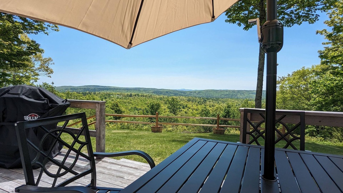 Freedom House | Nestled in rural Central Maine in the beautiful peace and quiet.