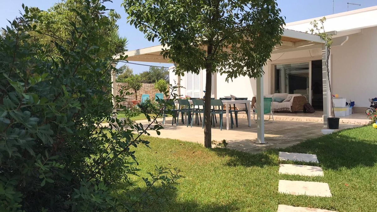 Torre Castiglione Villa | Nestled in the green Mediterranean bush 5 minutes from the crystal clear sea