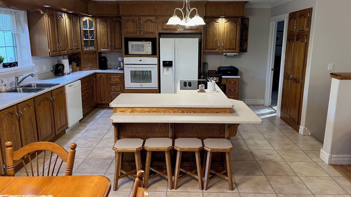 Little Rapids House | Nestled in the beautiful Humber Valley, come in and relax!
