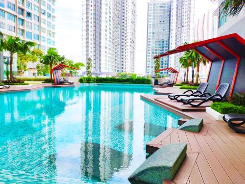 Putrajaya Apartment | NETFLIX# Conezion IOI Resort City by Salaam Suites