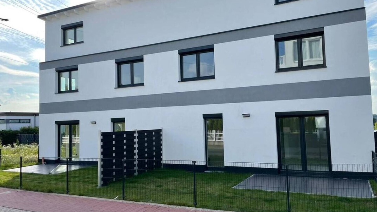 Oberasbach House | Neu gebautes komplettes Reihenhaus