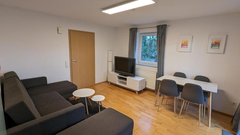 Grimmelfingen Apartment | NEU! Moderne Ferienwohnung Ulm