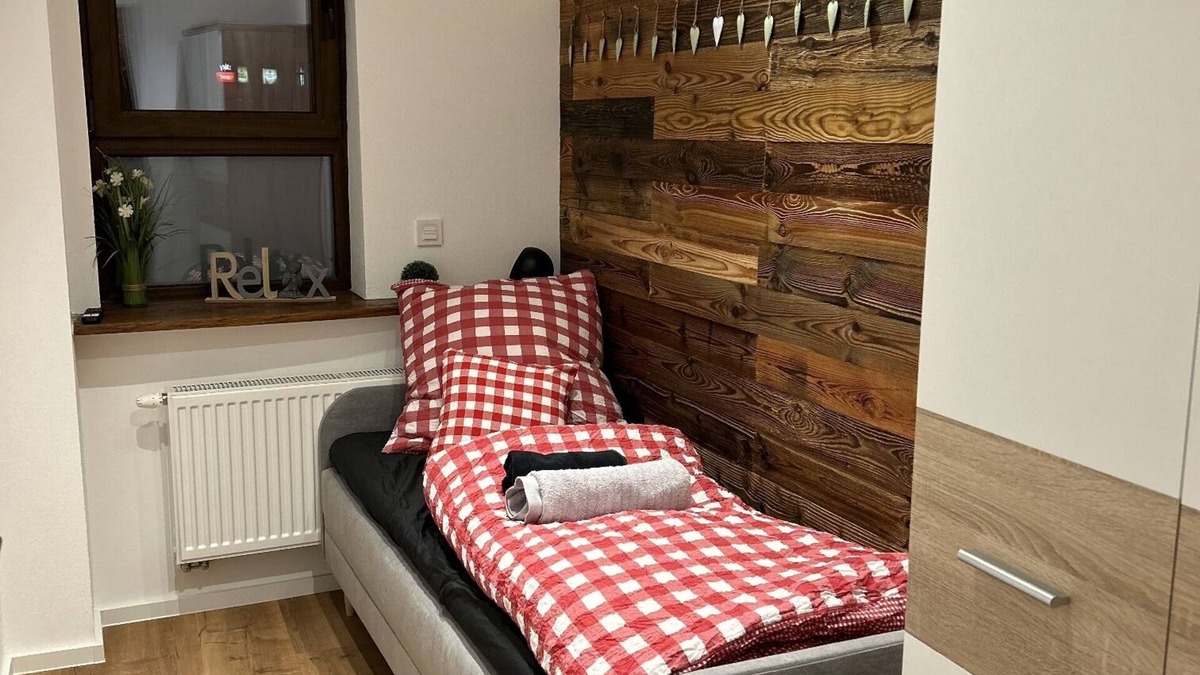 Stuttgart Apartment | Neu Renovierte 5 Zimmerwohnung im Allgäustyle. Zentral Gelegen