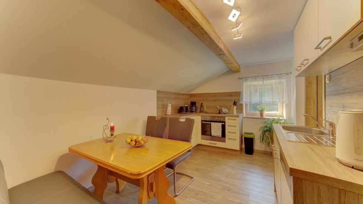 Mauth Apartment | Neu renovierte FeWo (60qm) in Mauth für 6 Personen
