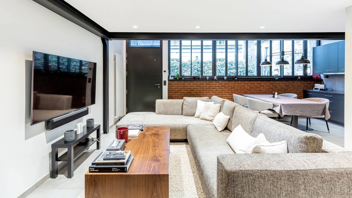 Porte-Saint-Martin Apartment | Neuilly | Amazing 1 Bedroom Apartment in Paris