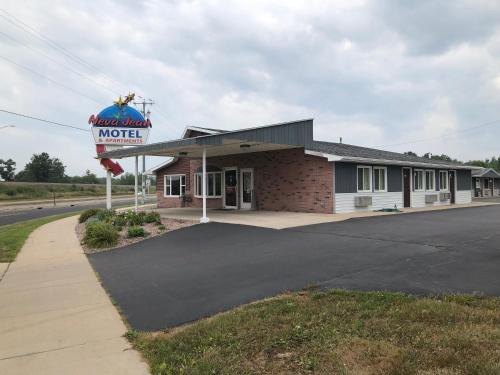 Marshfield Hotel | Neva Jean Hotel