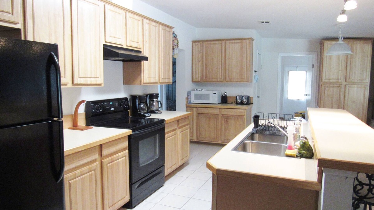 Fort McCoy House | Never Leaving GetAway
