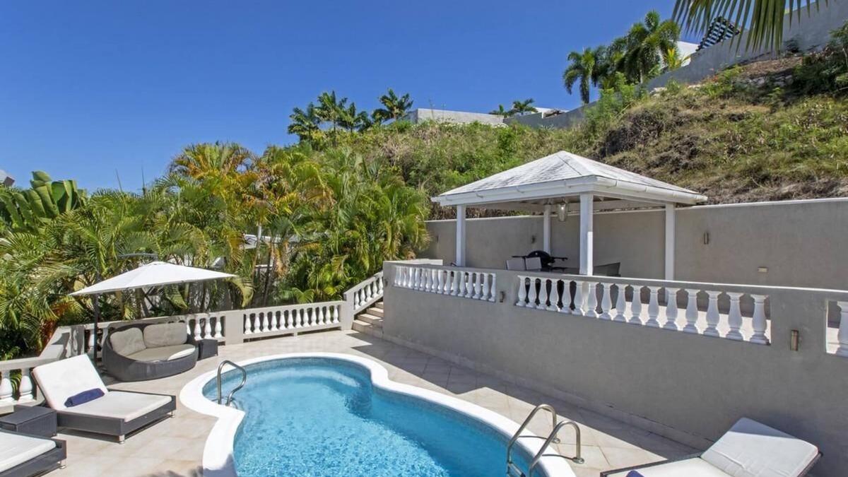 Douglas House | Nevis Villa