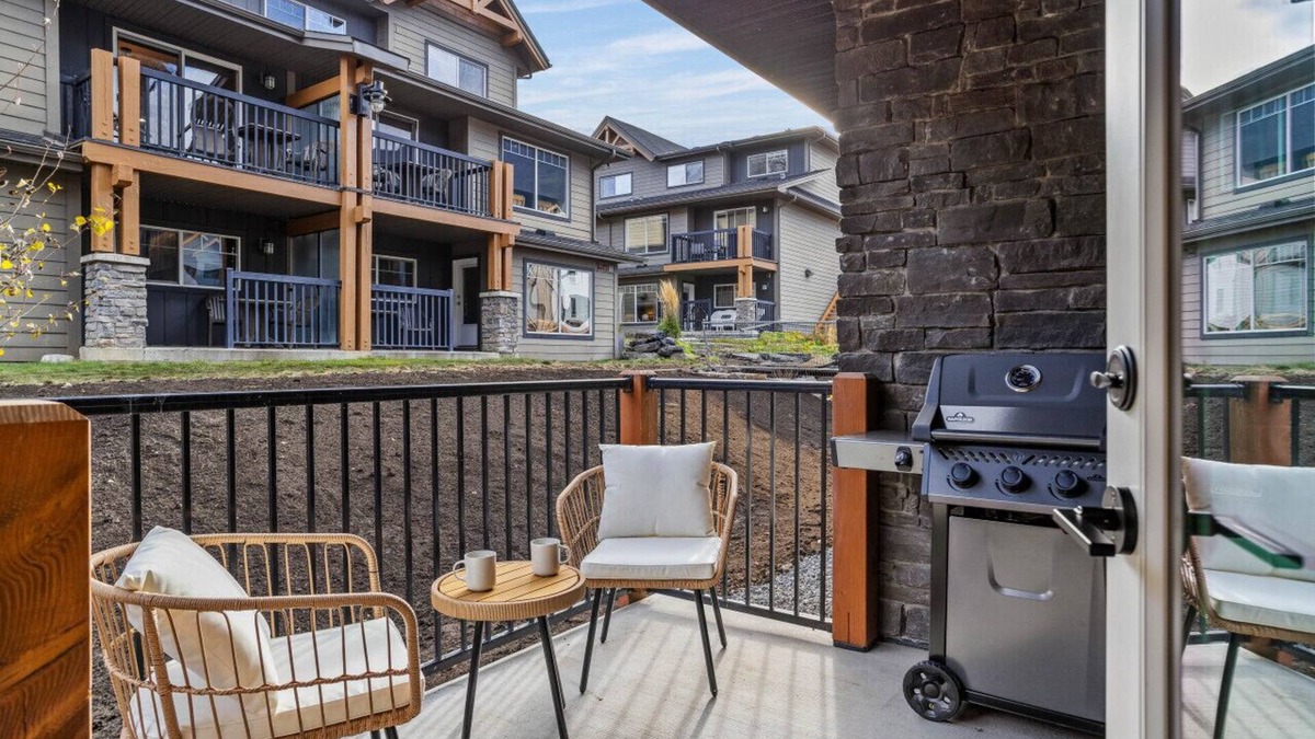 Copperstone Resort Apartment | New 1 Bed Condo | Heated Outdoor Pool & Hot Tub