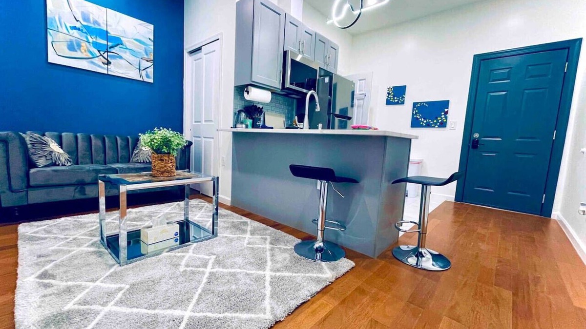 Graduate Hospital Apartment | NEW! 1 Bedroom near Rittenhouse Square