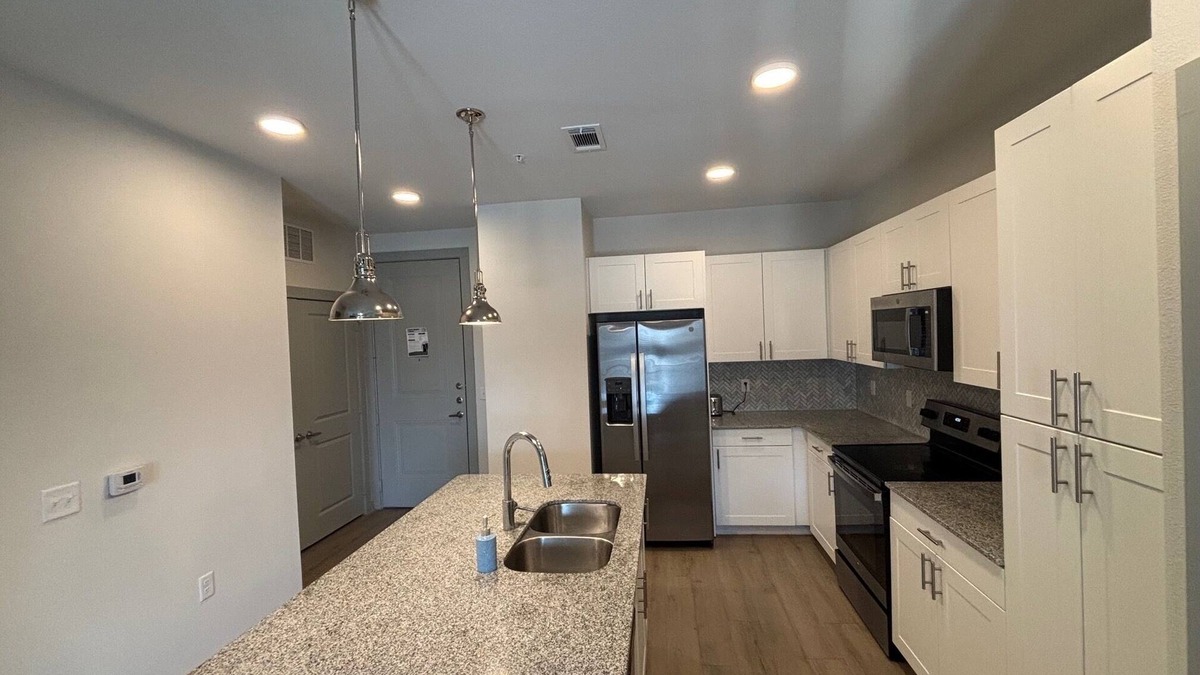 Lewisville Apartment | NEW 1BD with WiFi w/Pool & King
