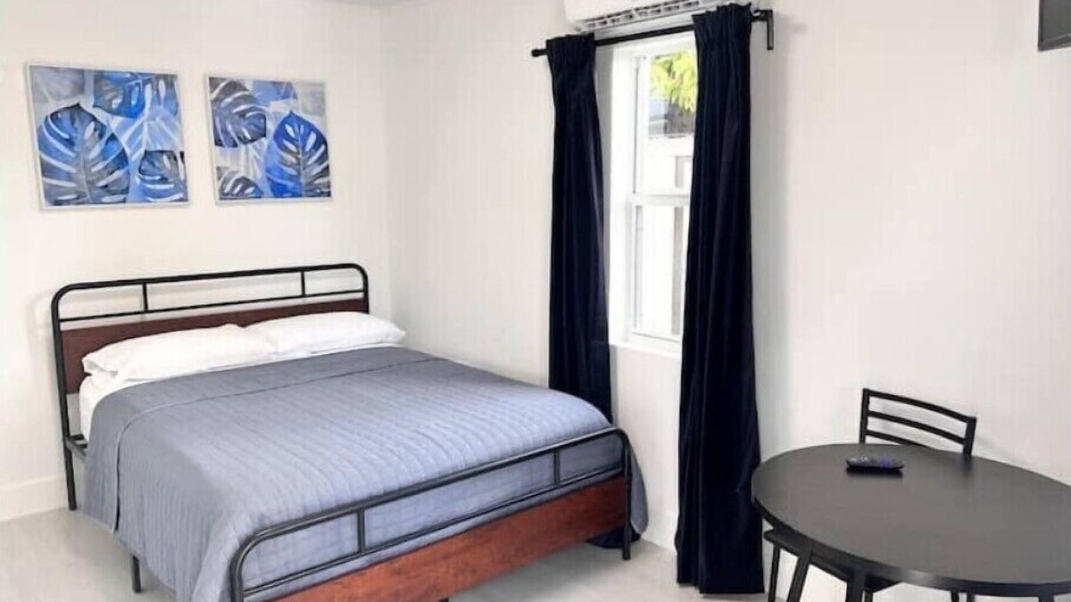 Liberty City House | New 1BR/1BA Studio Homen