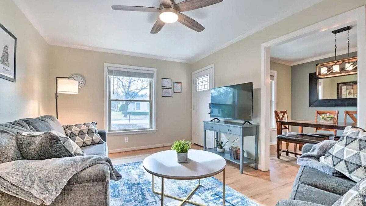 South Arlington House | NEW! ~1mi AT&T Stadium, Globe Life Field, Golf, Six Flags, UTA, DownTown