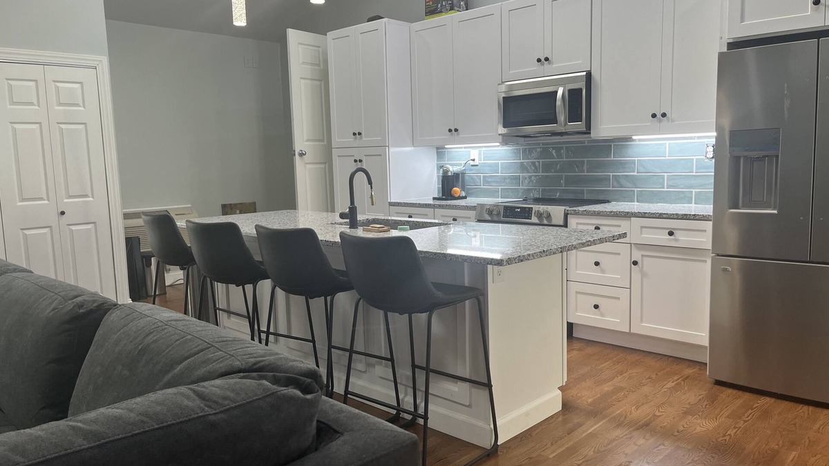 Greensboro Apartment | New 2-Bedroom Apartment walk to Guilford College & close to PTI Airport