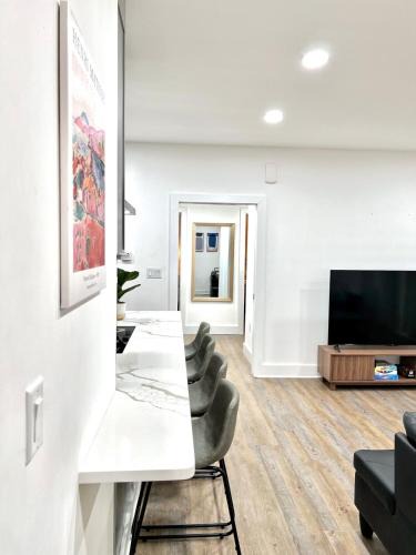 Lodi Apartment | New 2BDR 2BATHS 1 Park Spot APT Super Close to NYC