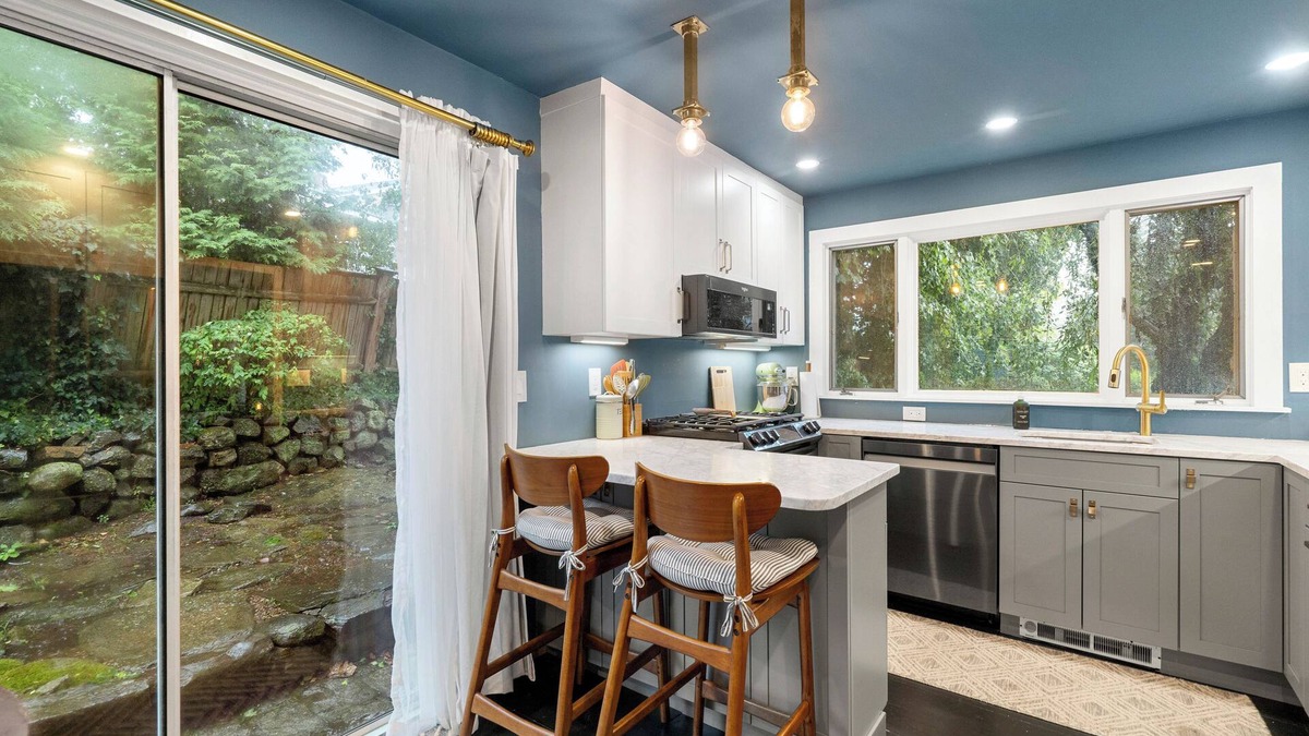 Marblehead House | NEW 2BR Historic Marblehead Home+Minutes to Beach