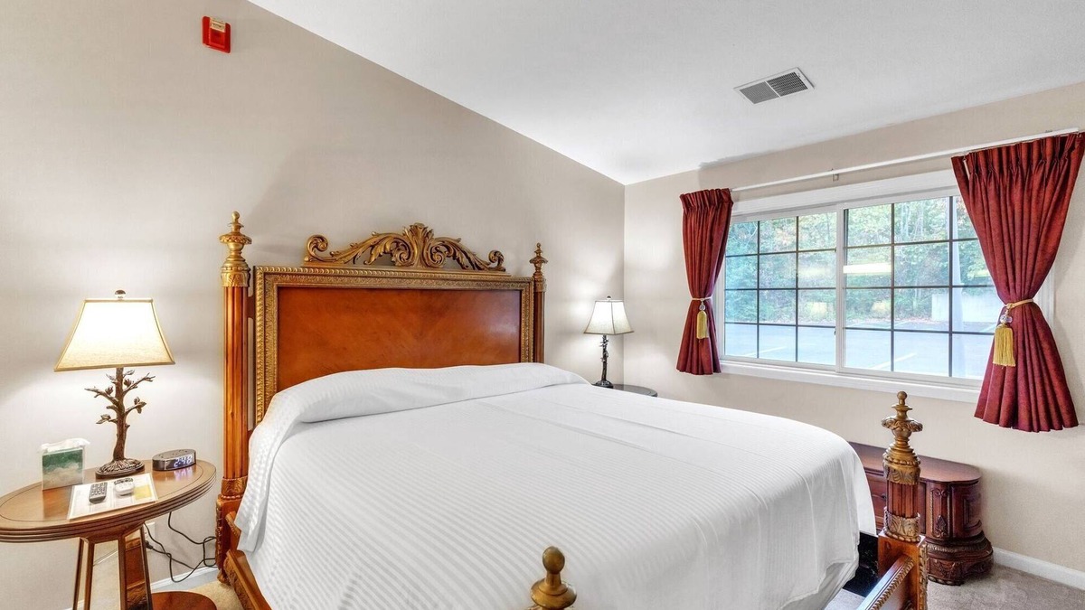 Nashville Condo | NEW! 3rd Floor Back Side Penthouse Suite - 307 by Grand Wood Suites