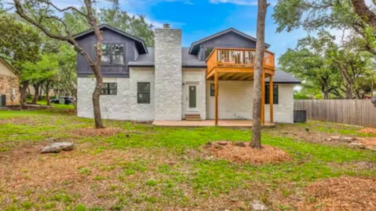Northwest Balcones House | New 4BDRetreat Next to Greenbelt