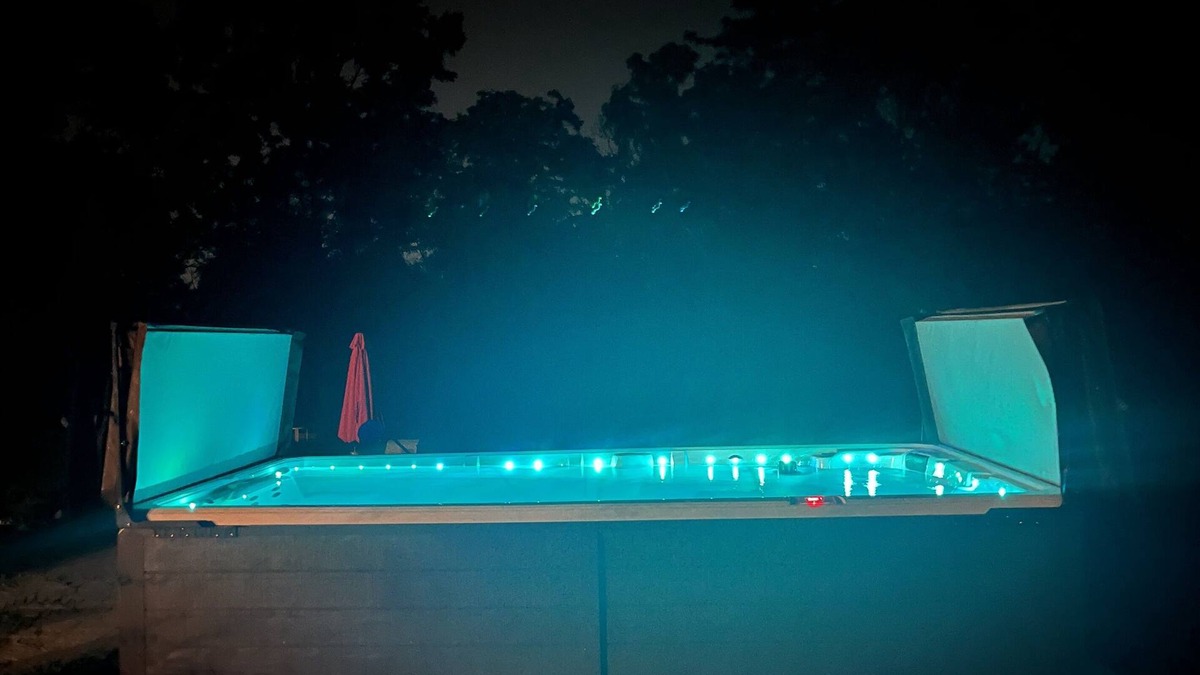 Goshen House | New 5 Bedrm/3bath + Swim Spa & Huge Outdoor Space