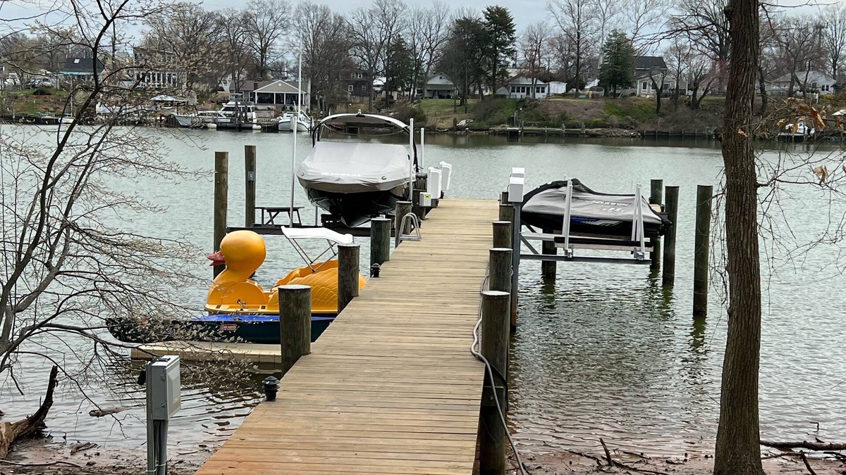 Fort Howard House | NEW 5 Bedroom Home with Pier by Water