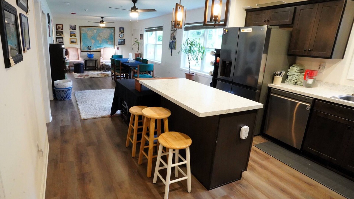 Highfield-Cascade House | New 5BR, 2BA Home - Next to the Appalachian Trl - Near Fort Ritchie, Ski Liberty