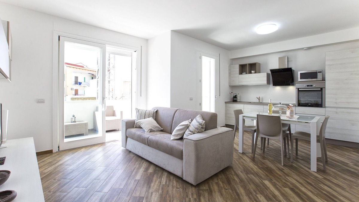 Pivarada Apartment | New and elegant central apartment with box