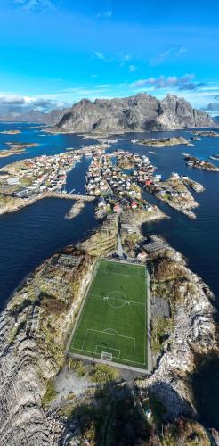 Henningsvaer Apartment | New and modern apartment in Henningsvær
