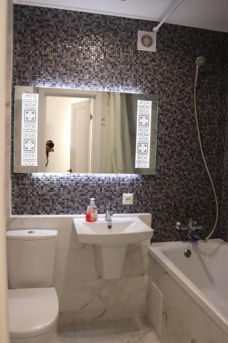 Dzerzhyns'kyi District Apartment | New apartment 2019 near Botanic garden