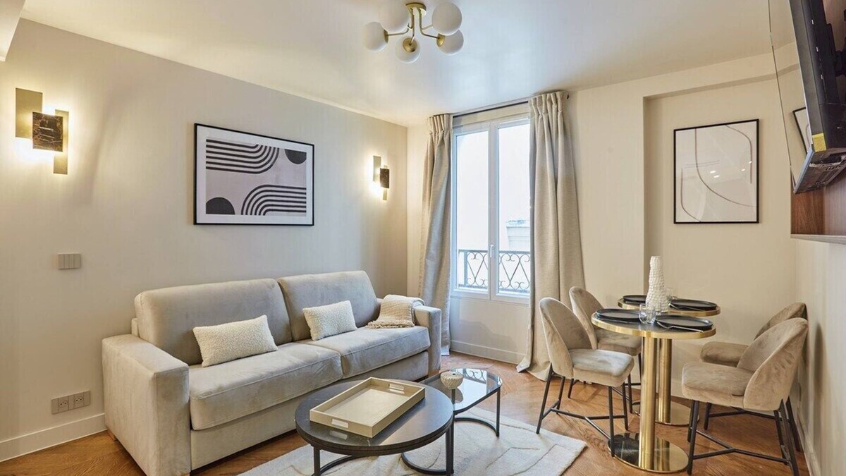 Porte-Saint-Martin Apartment | New apartment Center of Paris/Le Marais