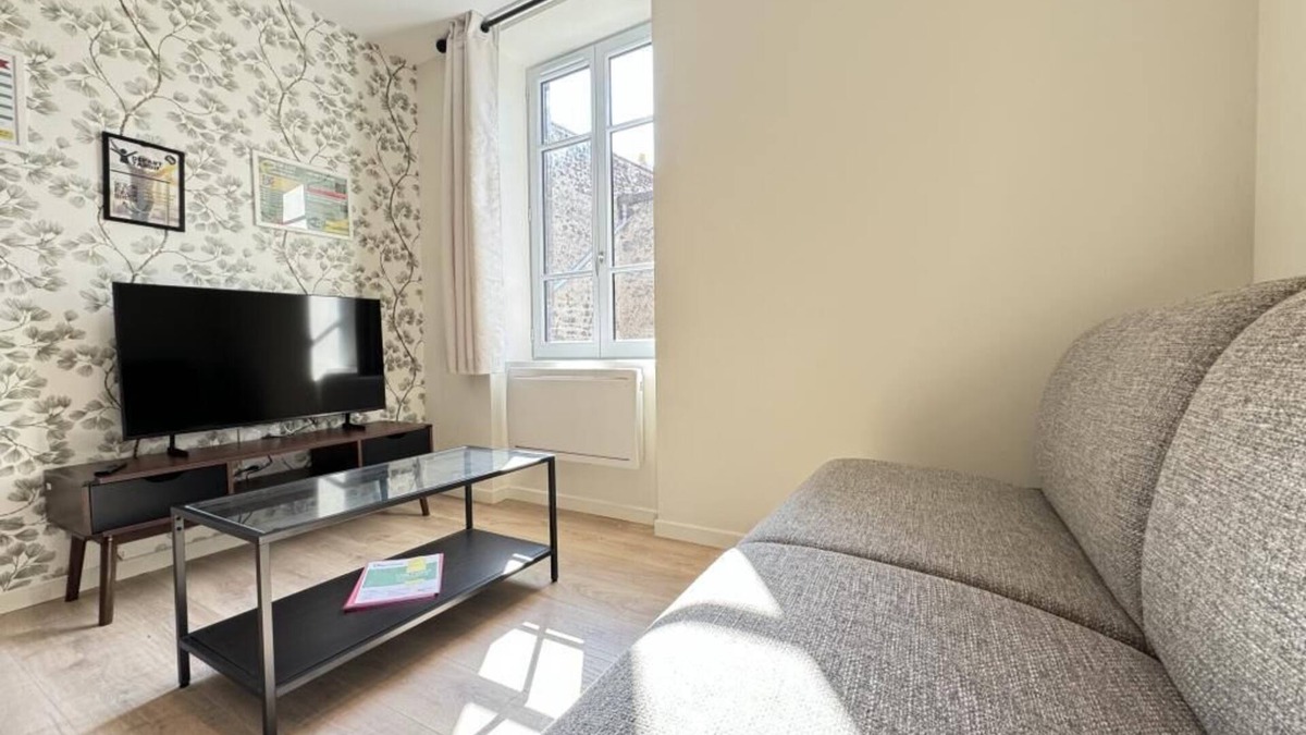 Riom Apartment | New apartment for 4 people in the heart of Riom