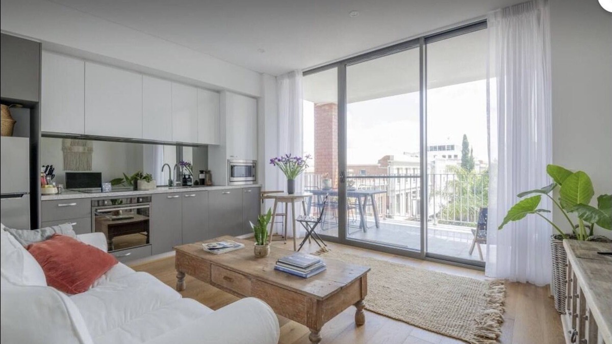 Fremantle Apartment | New apartment in the historic West End close to cafes bars and restaurants.