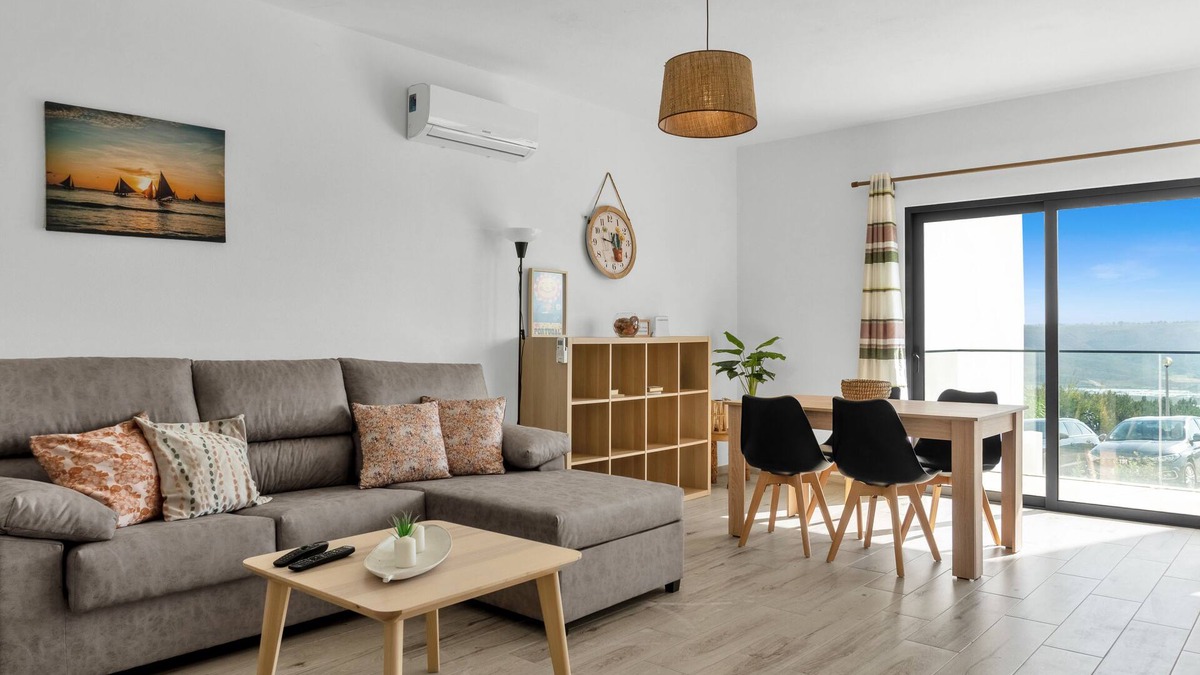 Espartal Apartment | New Apartment Monte Clérigo Beach