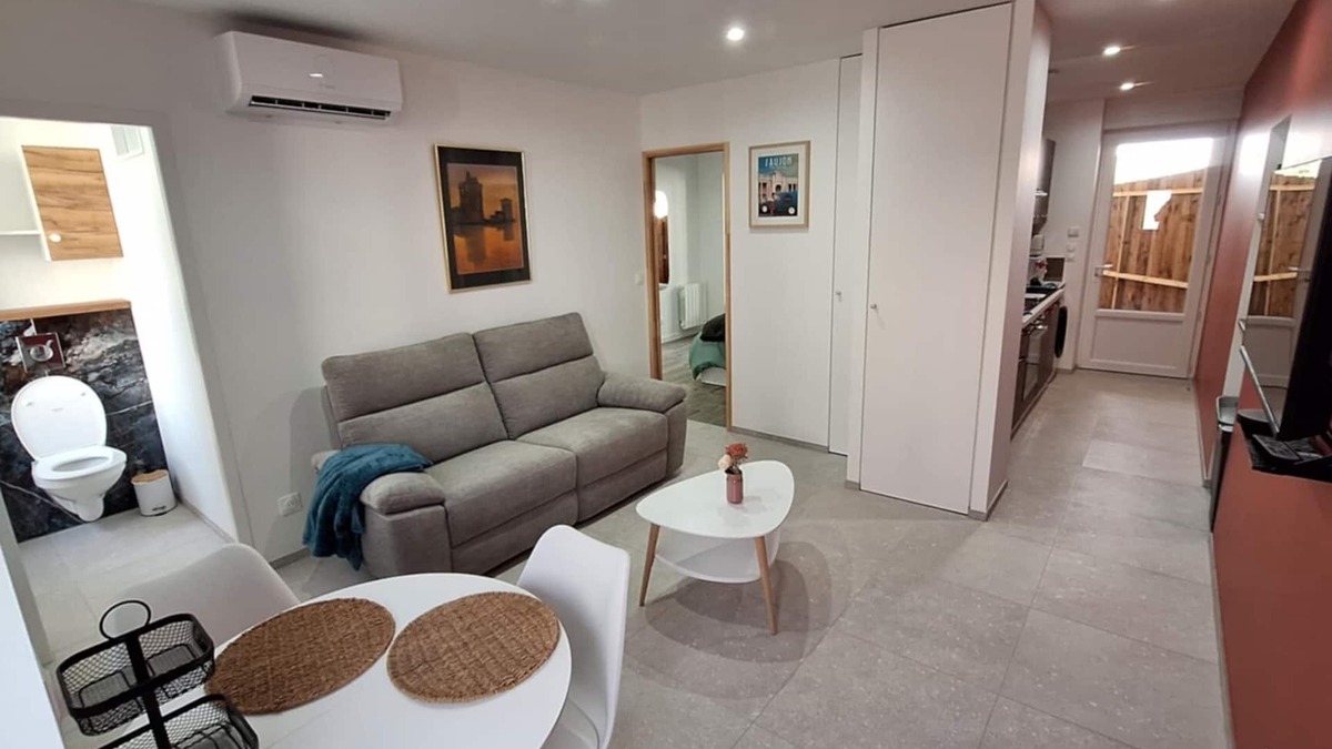 Saujon Apartment | New apartment on the ground floor 300M from terms and downtown Saujon