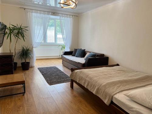 Kamenets-Podol'skiy Apartment | New Apartment "Family Estate"
