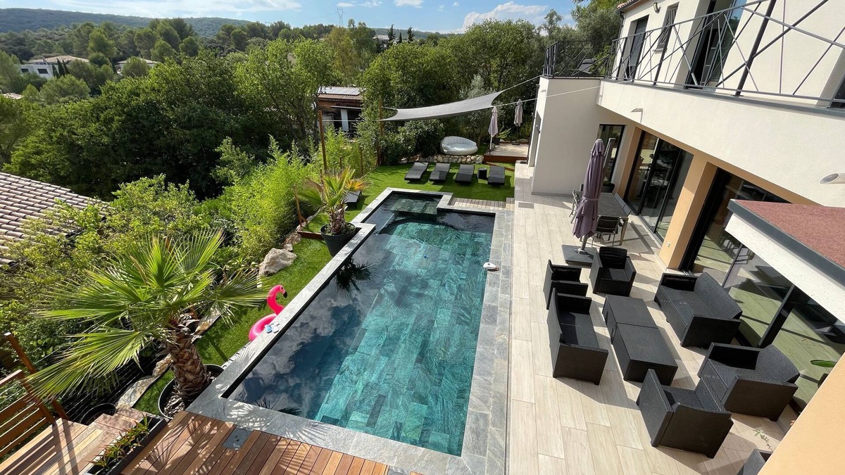 Saint-Gely-du-Fesc Villa | New architect-designed villa, 180m2, swimming pool, 12 minutes from Montpellier