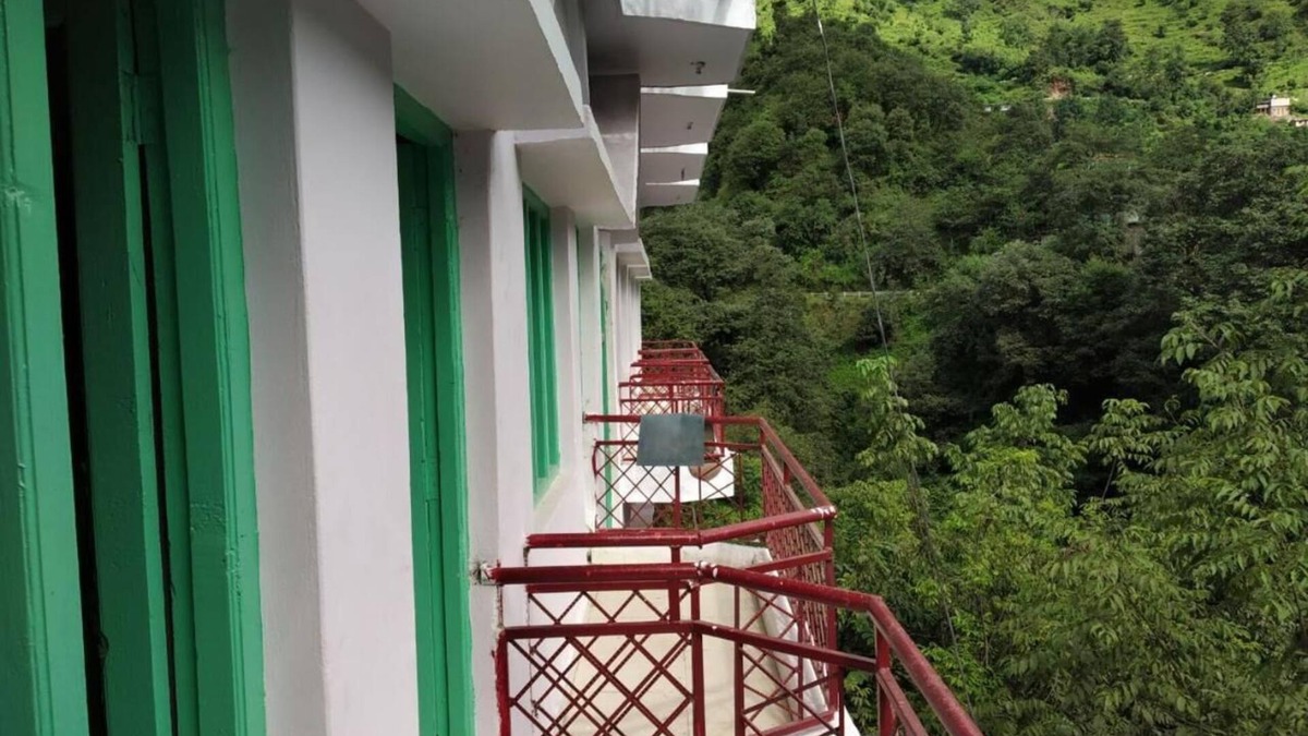 Sitapur Hotel | New Basera Hotel