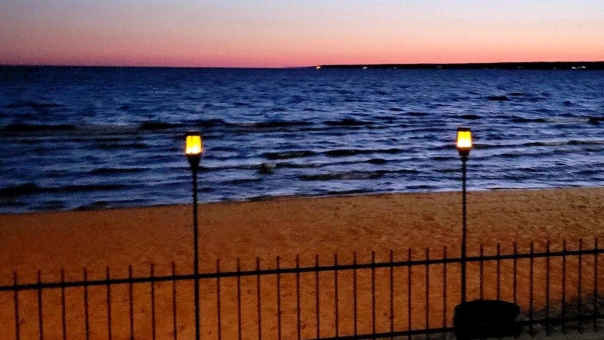 Sylvan Beach House | New Beach House at Sunset Cottages