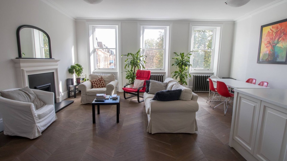 Earl's Court Apartment | NEW! BEAUTIFUL 2 BED 2 BATH APARTMENT IN CHELSEA AND KENSINGTON