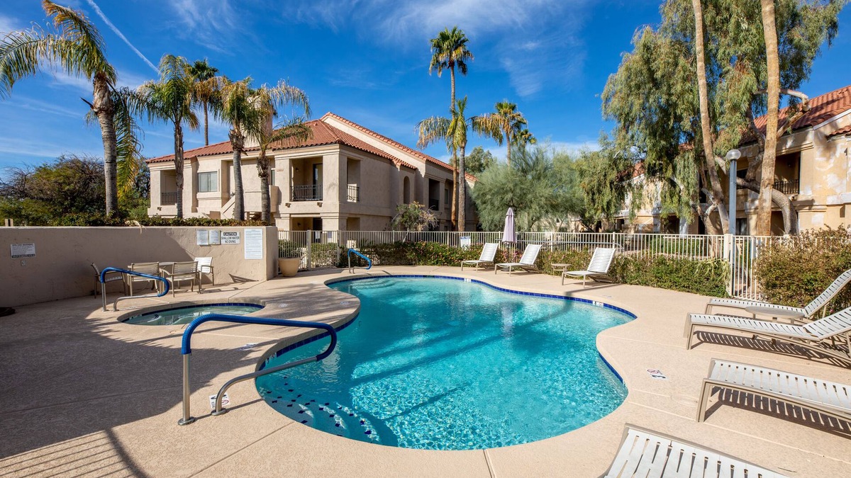 Scottsdale Ranch Condo | *NEW* Beautiful Racquet Club Condo