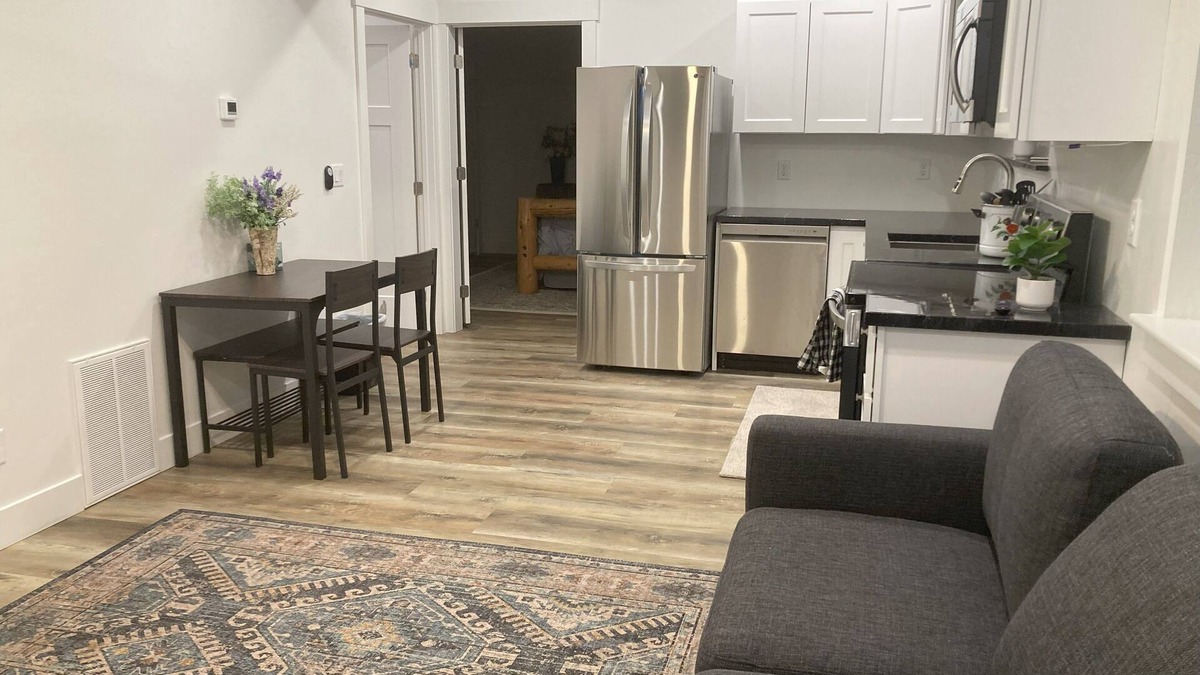 Lava Hot Springs Apartment | New, Beautiful, and Clean! One bedroom, one bath with 500 square feet of space!