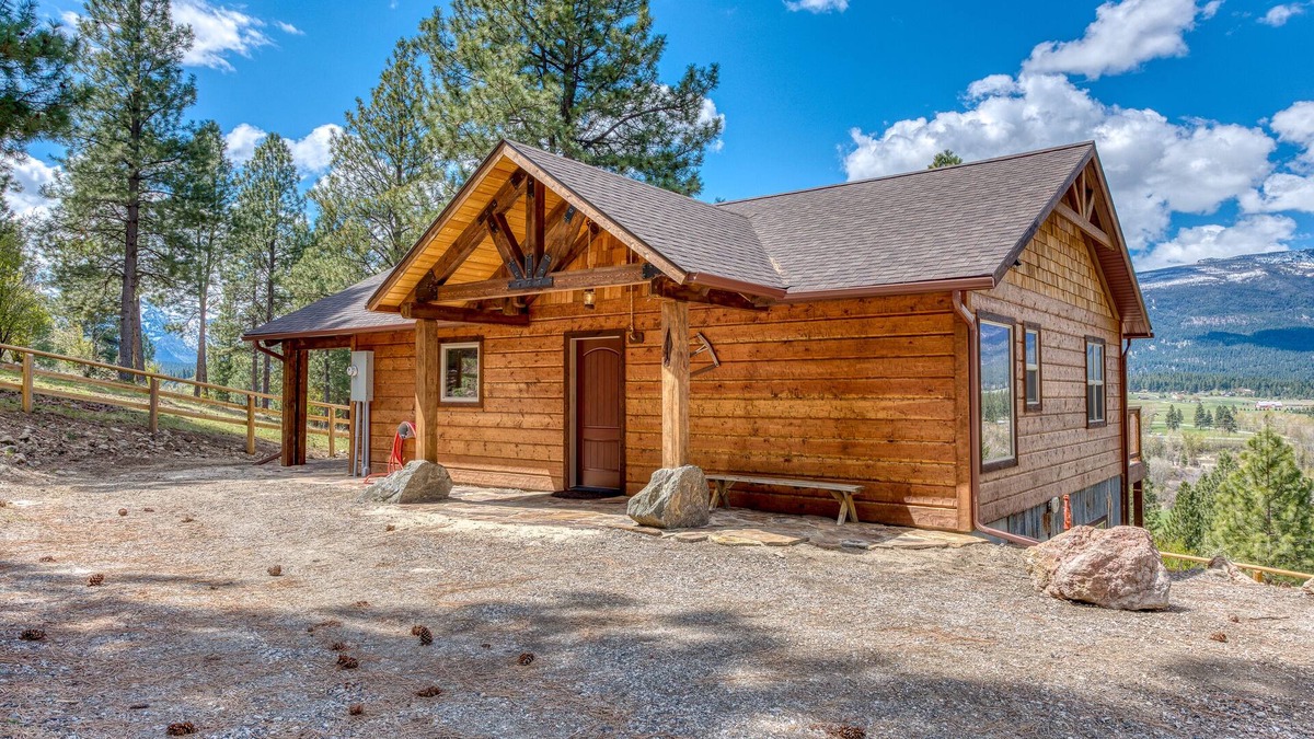 Grantsdale House | New! Bitterroot Bunkhouse -Bring your horse!