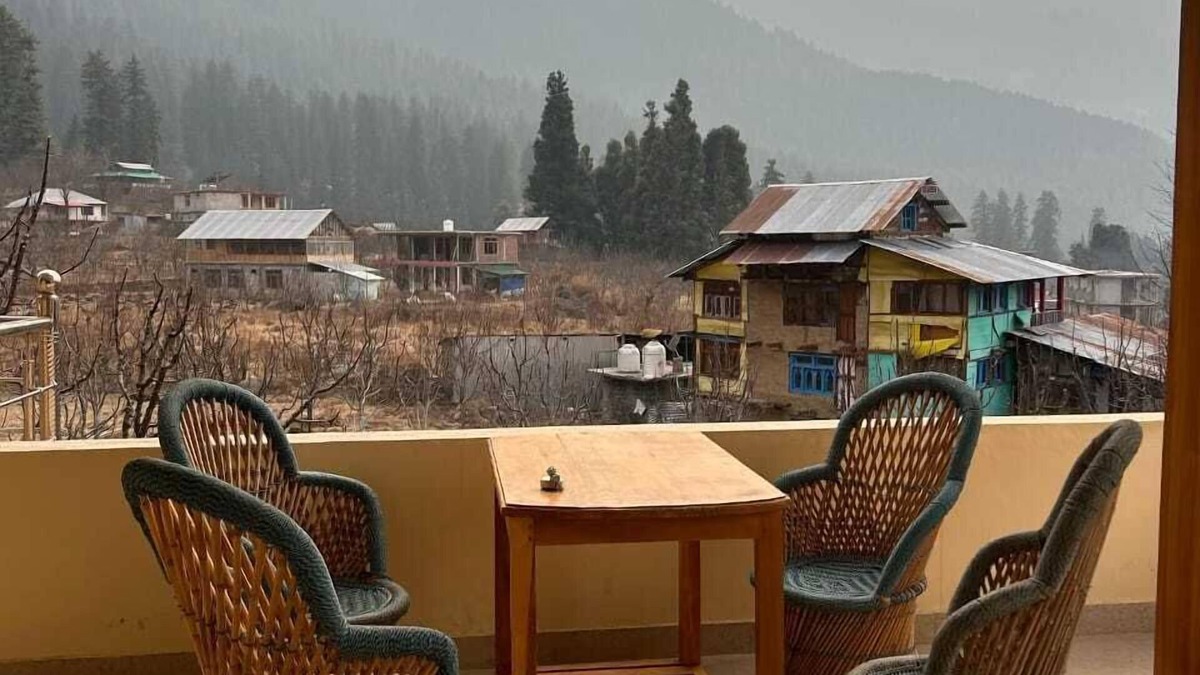 Bajaura Hotel | New Brahma Guesthouse